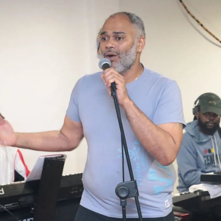 Heavy C faz últimas ensaios para celebrar três décadas de carreira