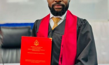 Kyaku Kyadaff conclui o Mestrado em Governação e Gestão Pública