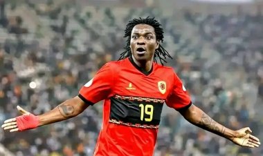 Golo de Mabululu concorre ao prémio de melhor golo do ano no CAF Awards