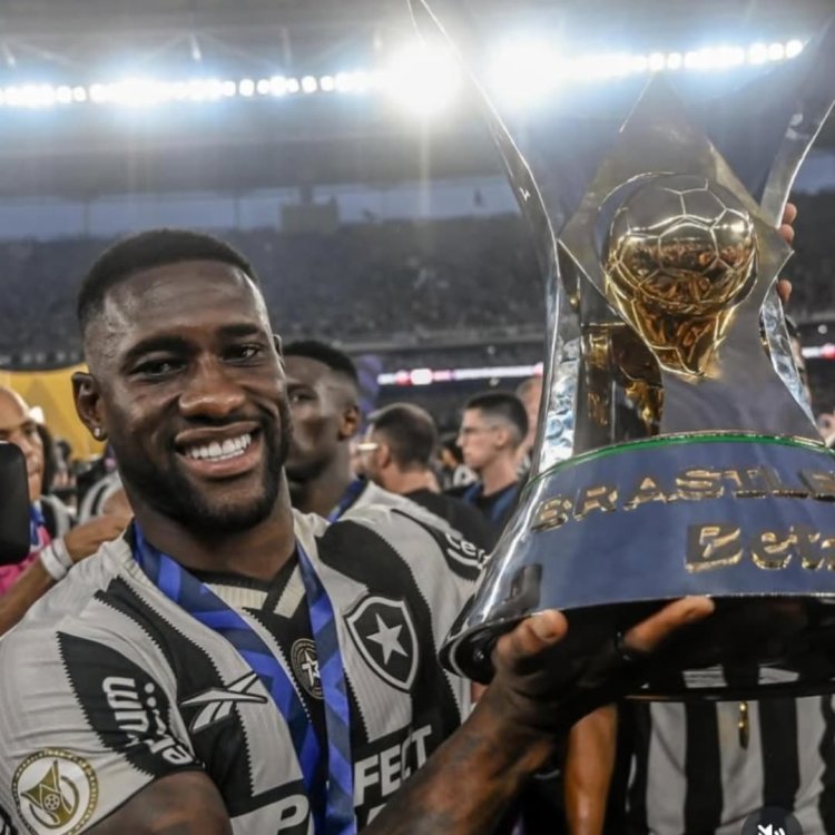 Bastos Kissanga eleito melhor defesa central do Brasileirão 2024