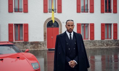 Lewis Hamilton apresentado oficialmente à Ferrari