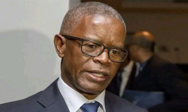 General  Furtado exonerado do cargo de Ministro de Estado e Chefe da Casa Militar