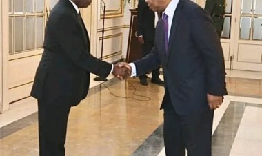 João Ernesto dos Santos toma posse como Ministro de Estado e Chefe da Casa Militar do Presidente da República