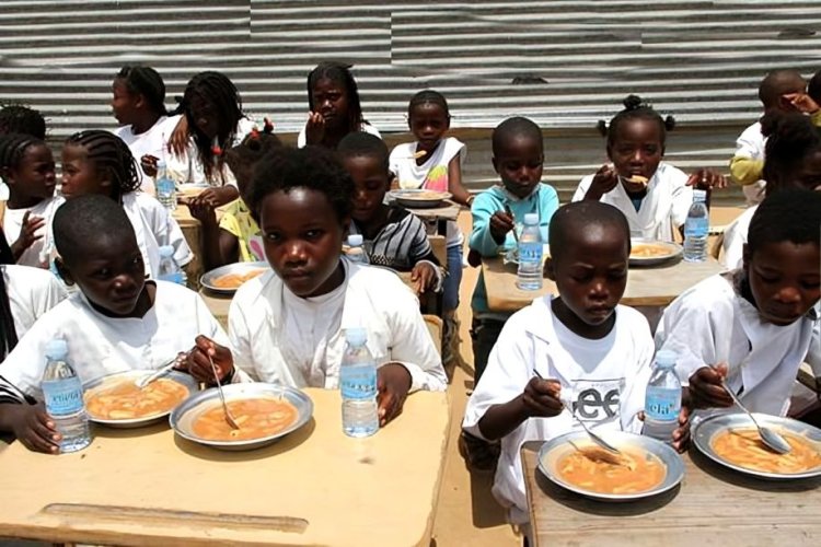 Alimentação escolar para 32 mil alunos em Viana avaliada em mais de 270 milhões USD